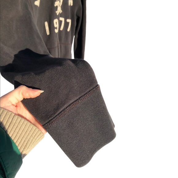 American Eagle Outfitters vest black and white - Picture 3 of 6